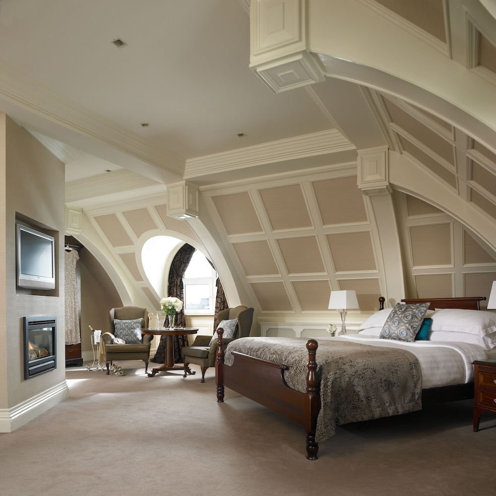 Suite (The Killarney Suite)