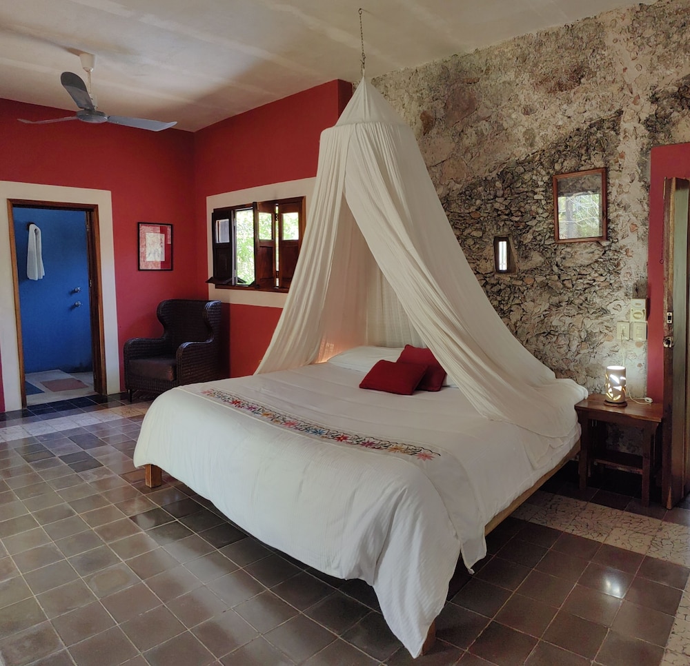 Junior Villa, 1 Queen Bed photo 3