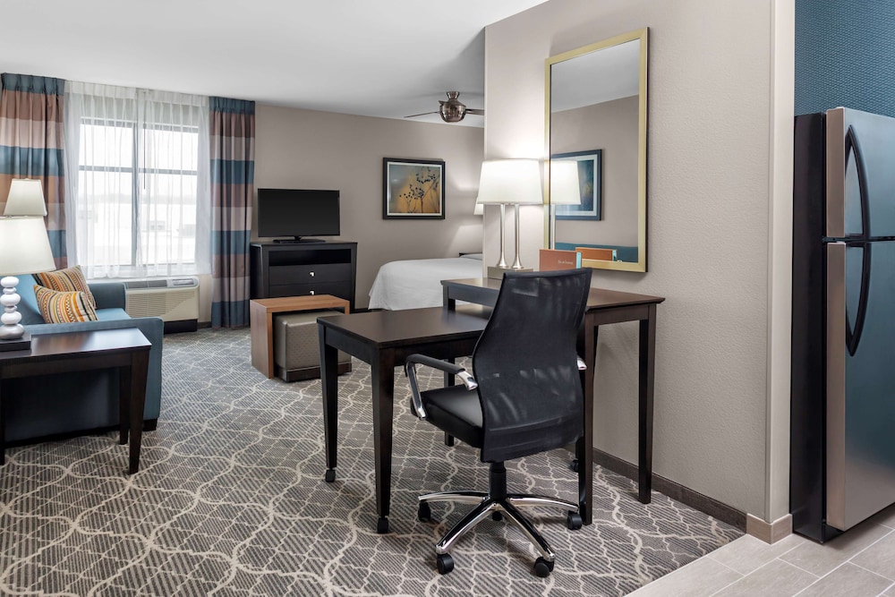 Suite, 2 Queen Beds, Accessible (Hearing) photo 2