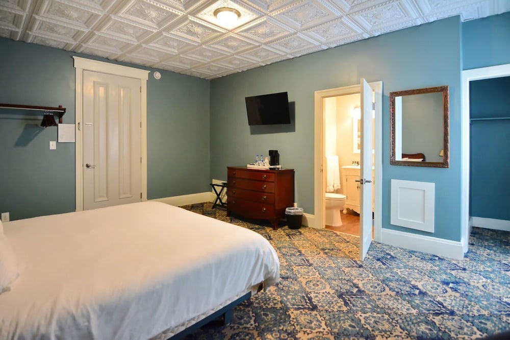 Single Room, 1 King Bed photo 2