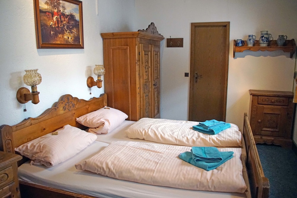 Double Room - Photo 9