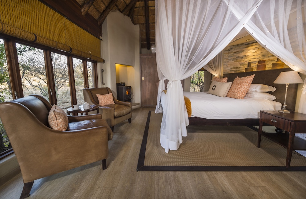 Luxury Suite photo 3