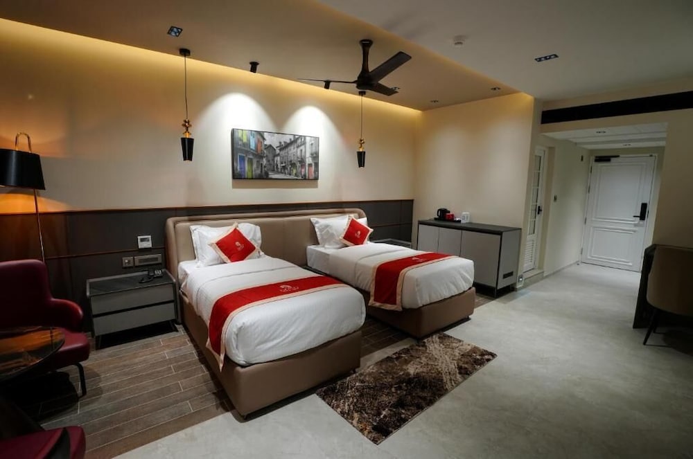 Deluxe Double or Twin Room