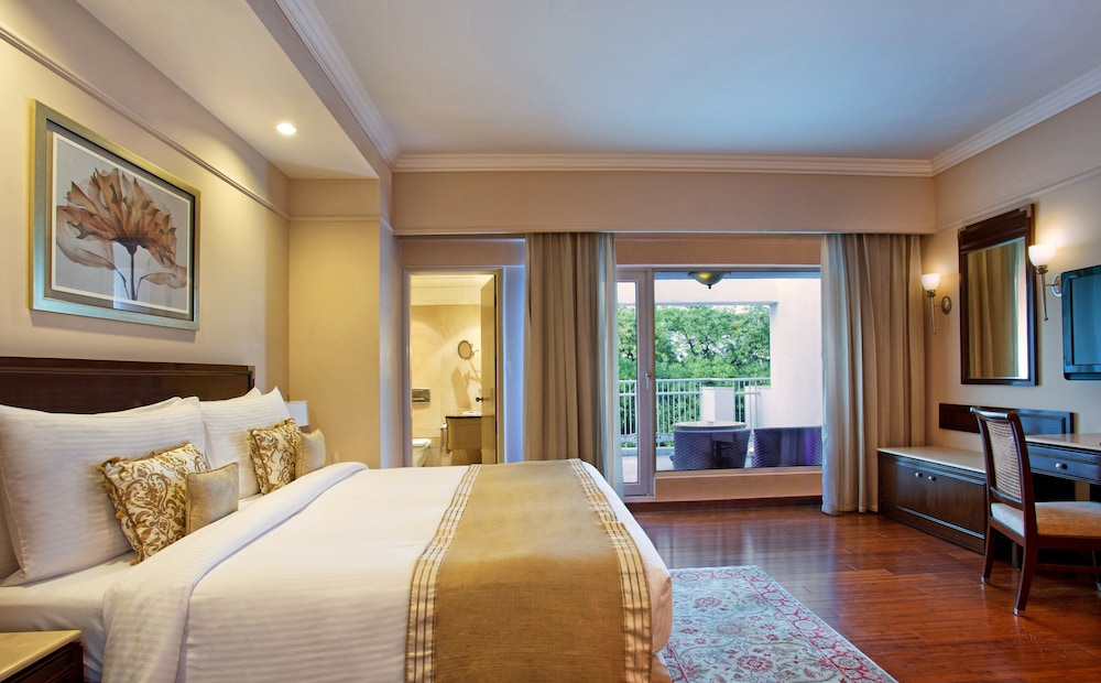 Room, Non Smoking, Balcony (Heritage)