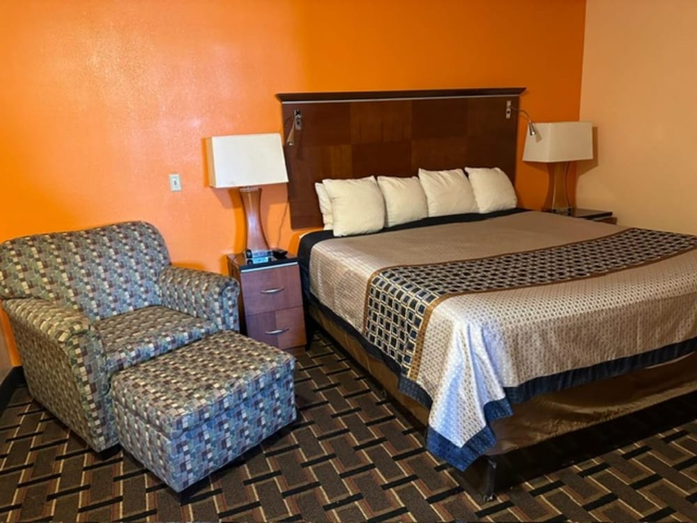Room, 1 Queen Bed - Photo 3