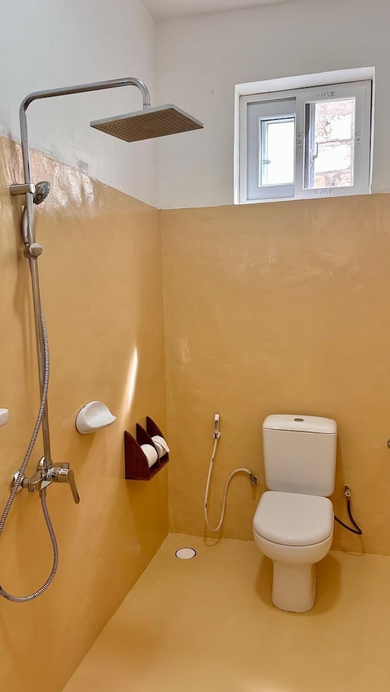 Deluxe Double Room, Partial Sea View photo 3