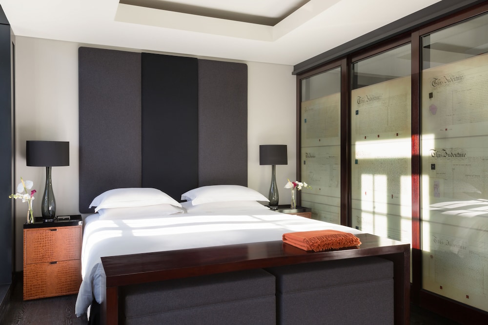 Westminster Suite photo 3