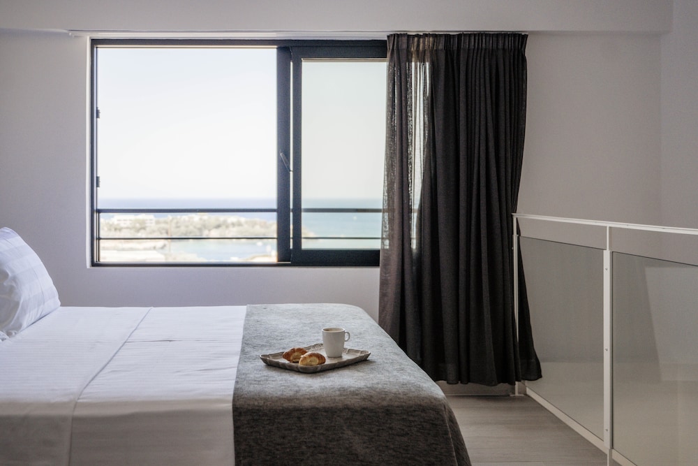 Deluxe Maisonette Sea View - Photo 8