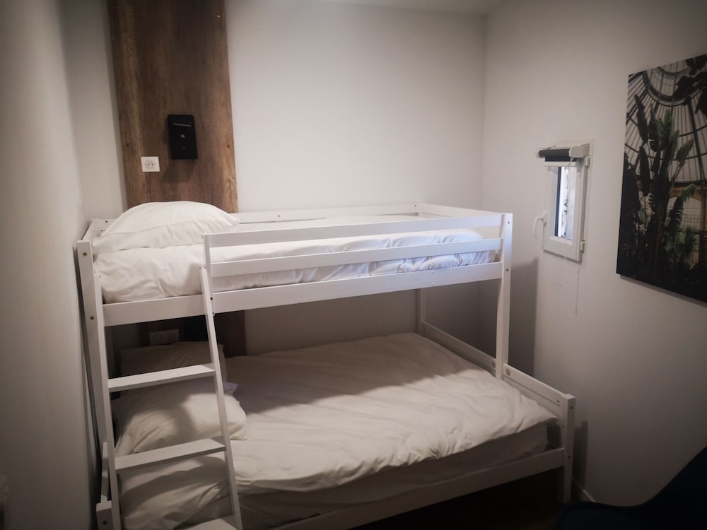 Comfort Quadruple Room