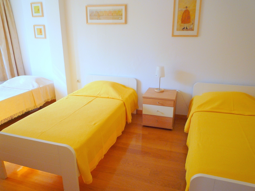 House, 2 Bedrooms