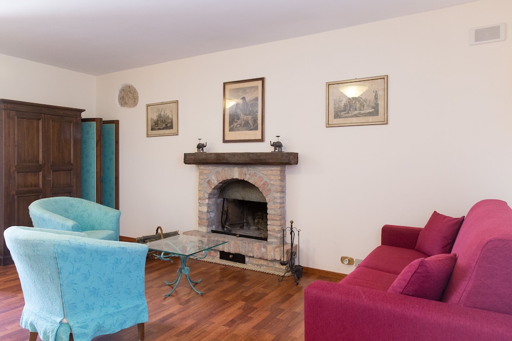 Deluxe Room, 1 Bedroom photo 3