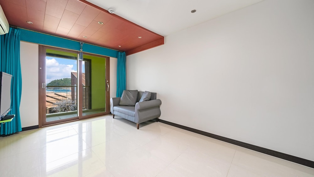 Basic Room, 1 Bedroom (Room 507) - Photo 3