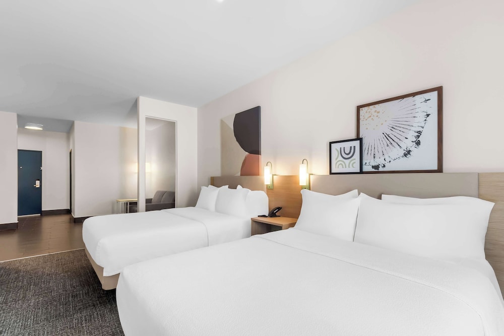 Room, 2 Queen Beds, Accessible (Hearing) - Photo 12
