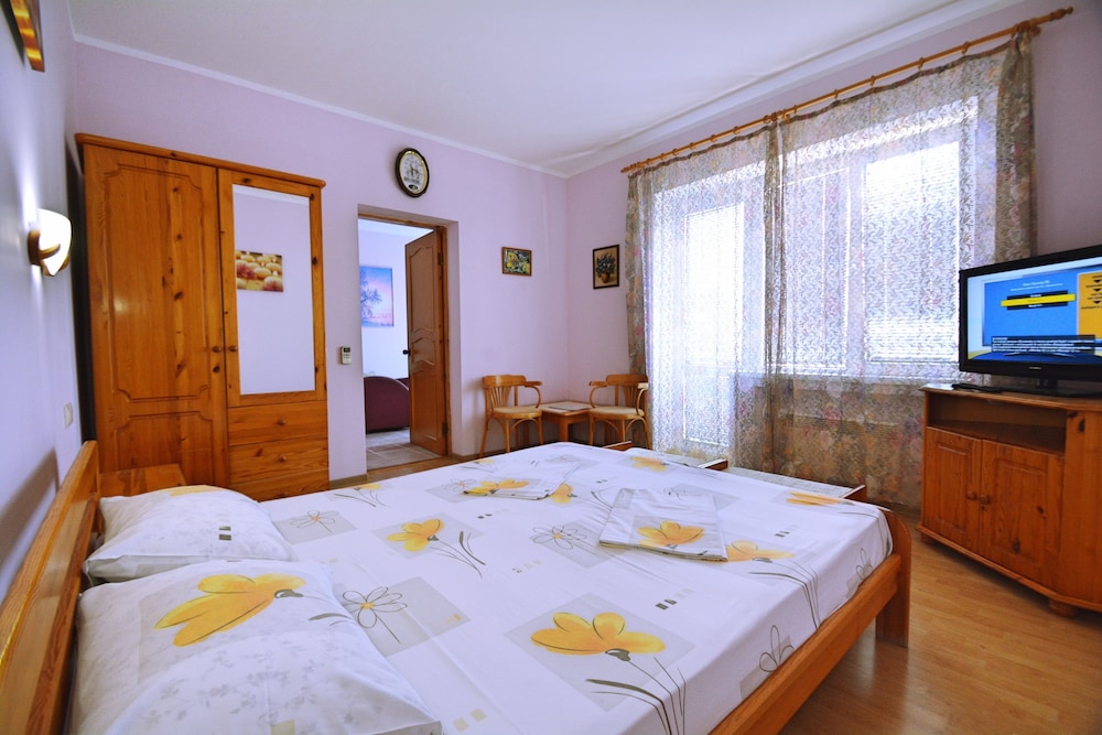 Quadruple Room, Balcony photo 2