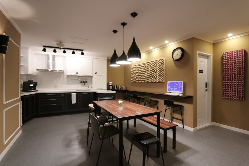 Shared Dormitory, Women only (4 persons) photo 3