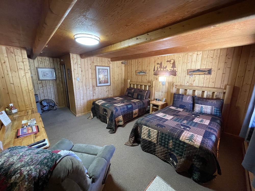 Standard Room, 2 Double Beds, Non Smoking photo 1