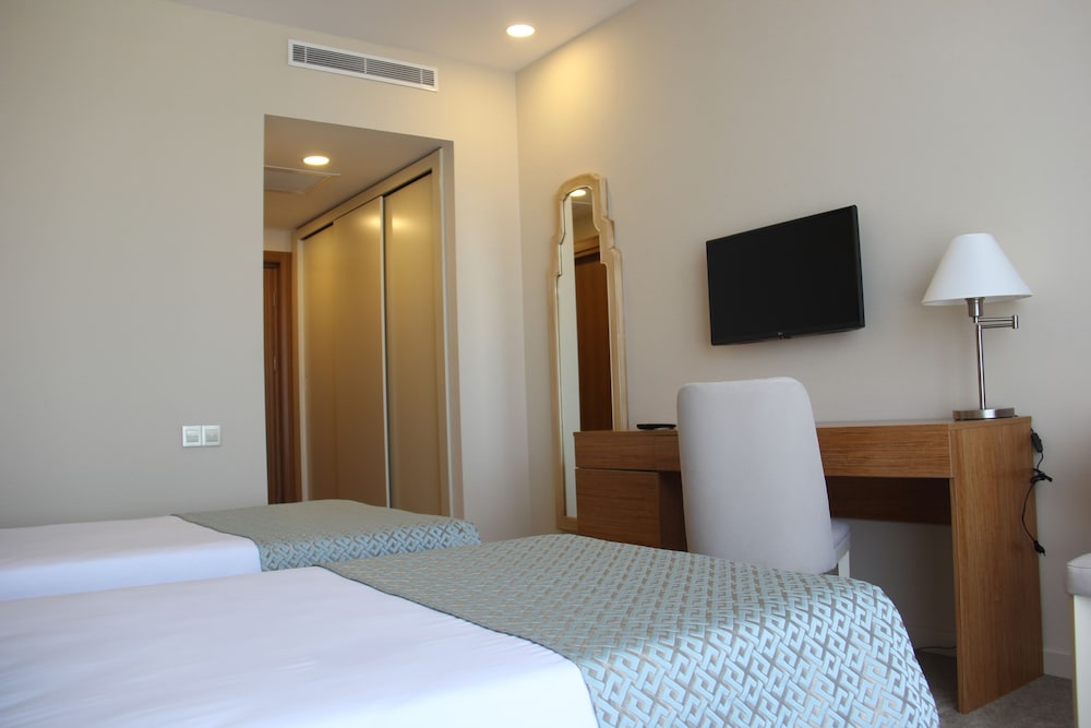Standard Twin Room, Sea View photo 3