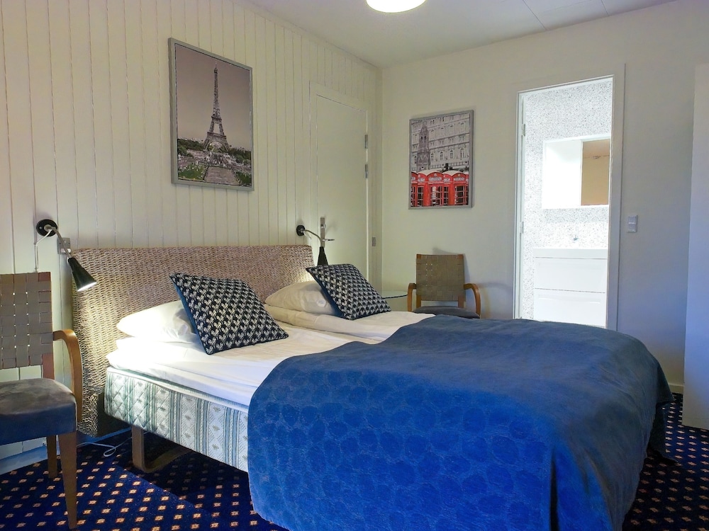 Economy Room (Motel) - Photo 8
