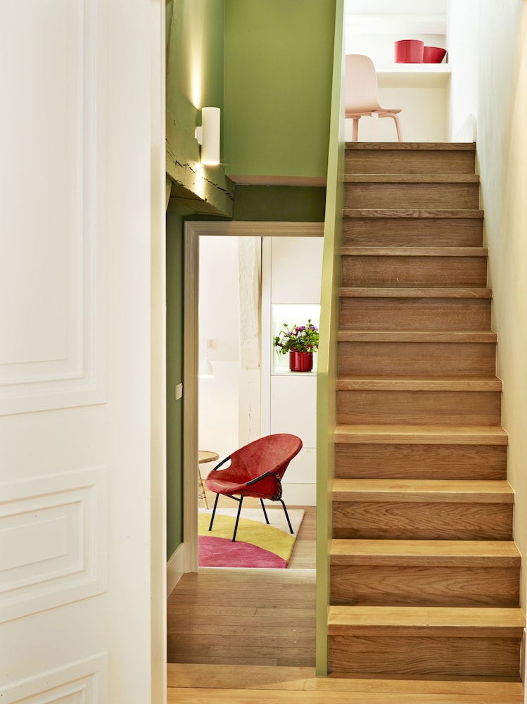 Duplex (Triple) photo 1