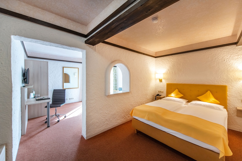 Premium Double or Twin Room photo 1