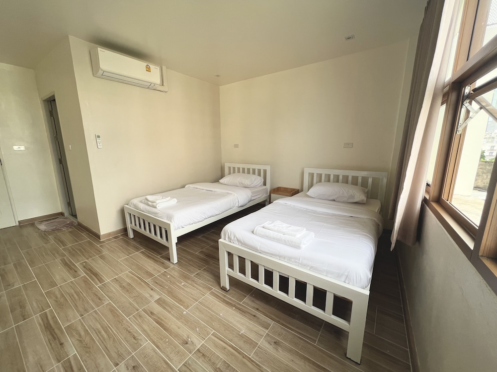 Standard Twin Room photo 1