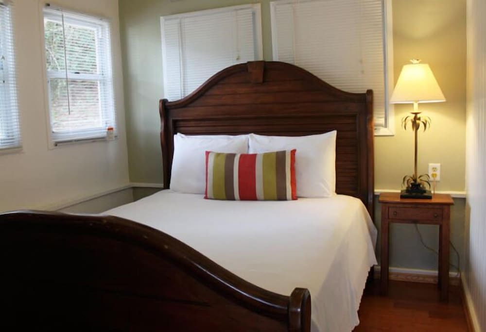 Deluxe Villa, 1 Queen Bed with Sofa bed, Ocean View photo 3