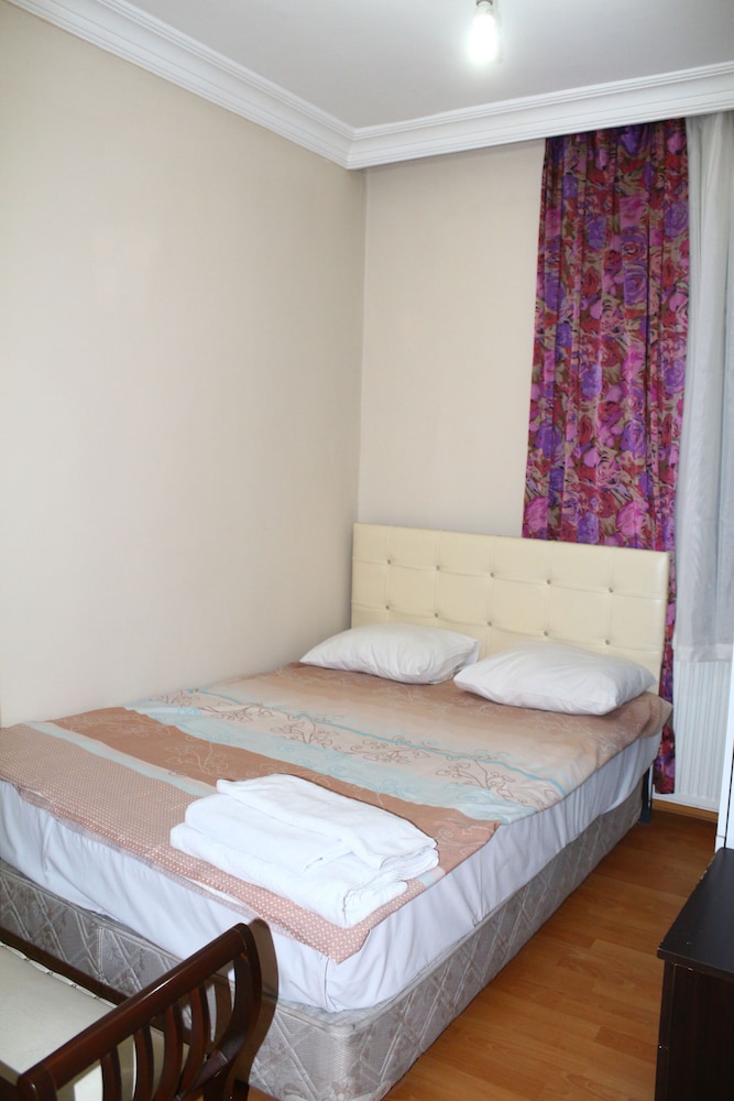 Apartment, 2 Bedrooms (7 People) photo 3