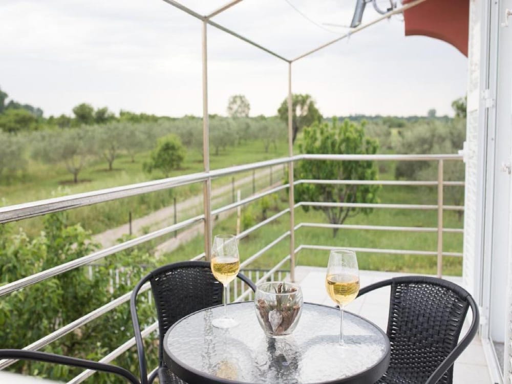 House (Five Bedroom Holiday Home) photo 3