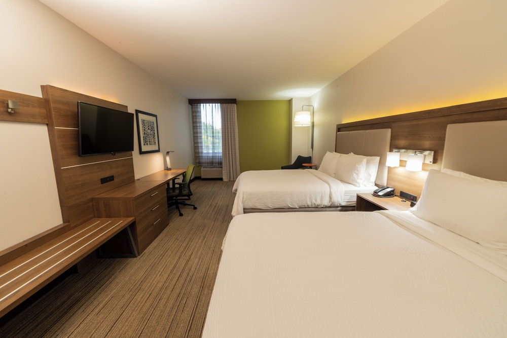 Standard Room, Multiple Beds photo 1
