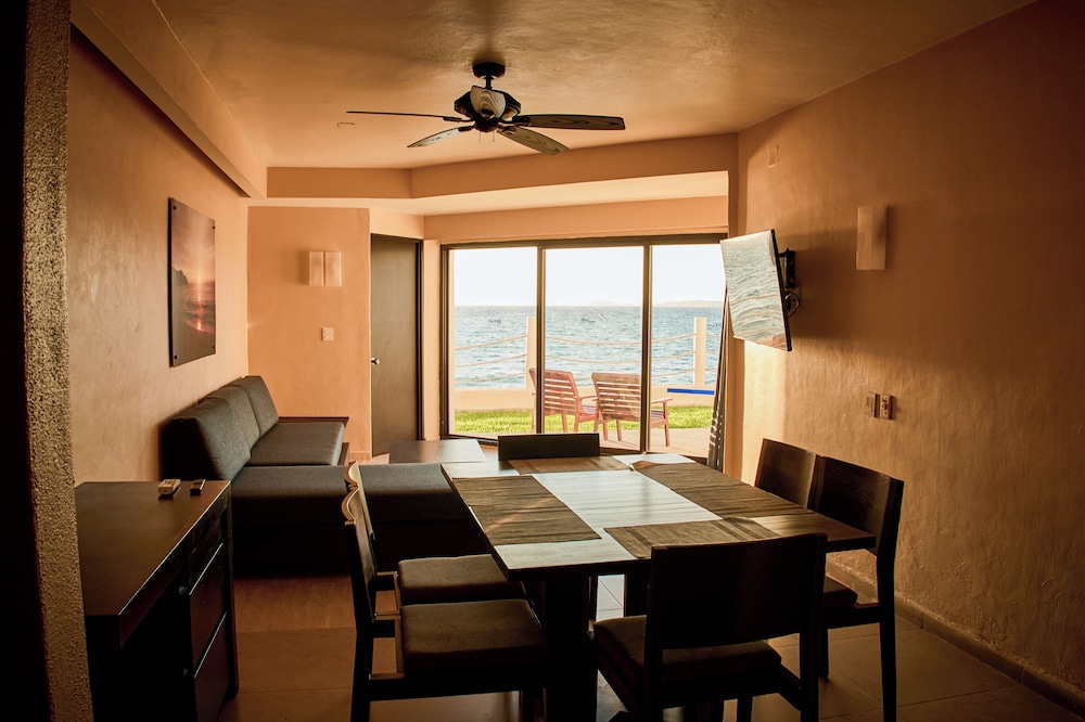 Premium Studio Suite photo 2