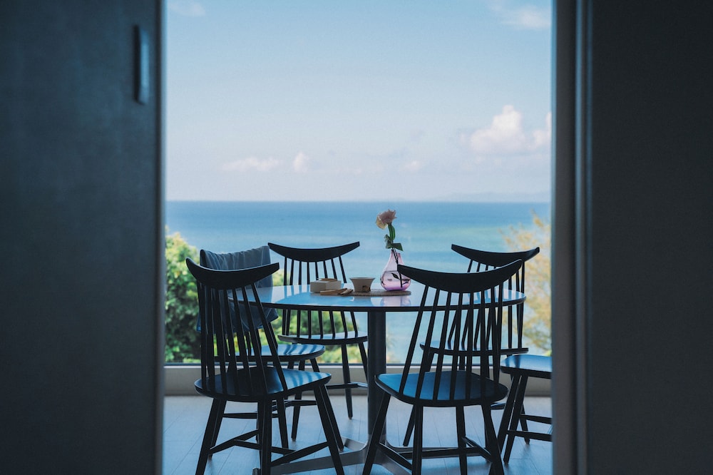 Panoramic Suite, 1 Bedroom, Non Smoking, Ocean View (S04 or S03) photo 1