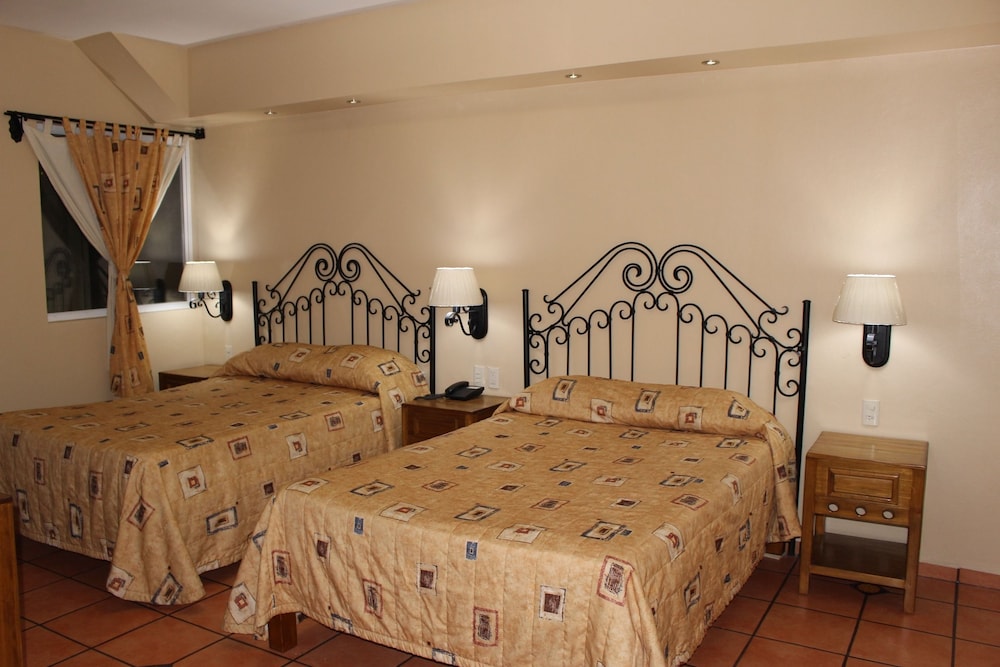Double Room, 2 Double Beds photo 1