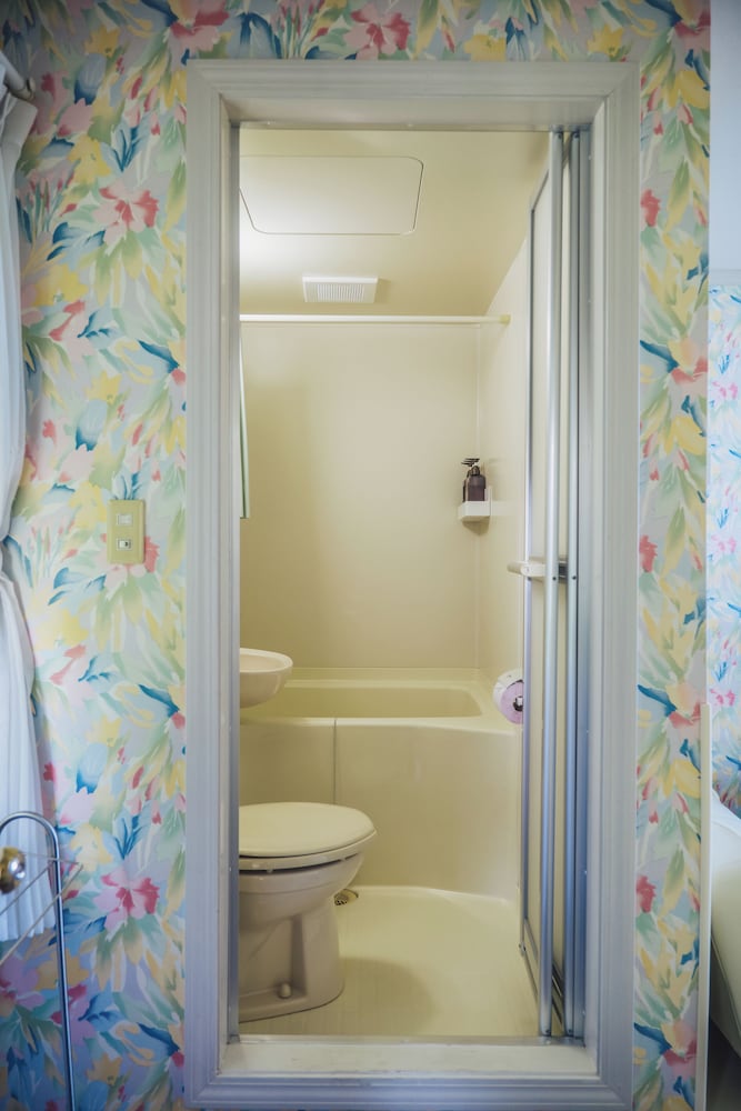 Design Room, 2 Twin Beds, Partial Sea View photo 2