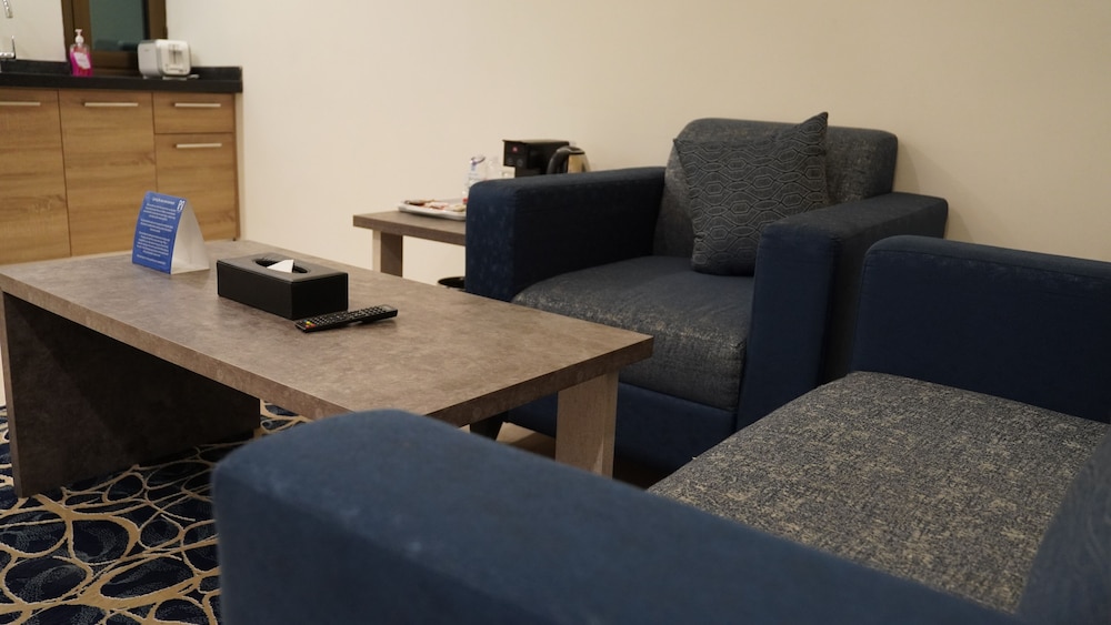 Superior Suite - Photo 1
