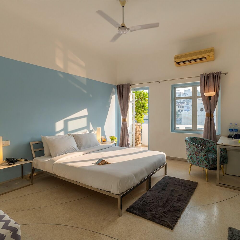 Superior Room with Balcony - Photo 1