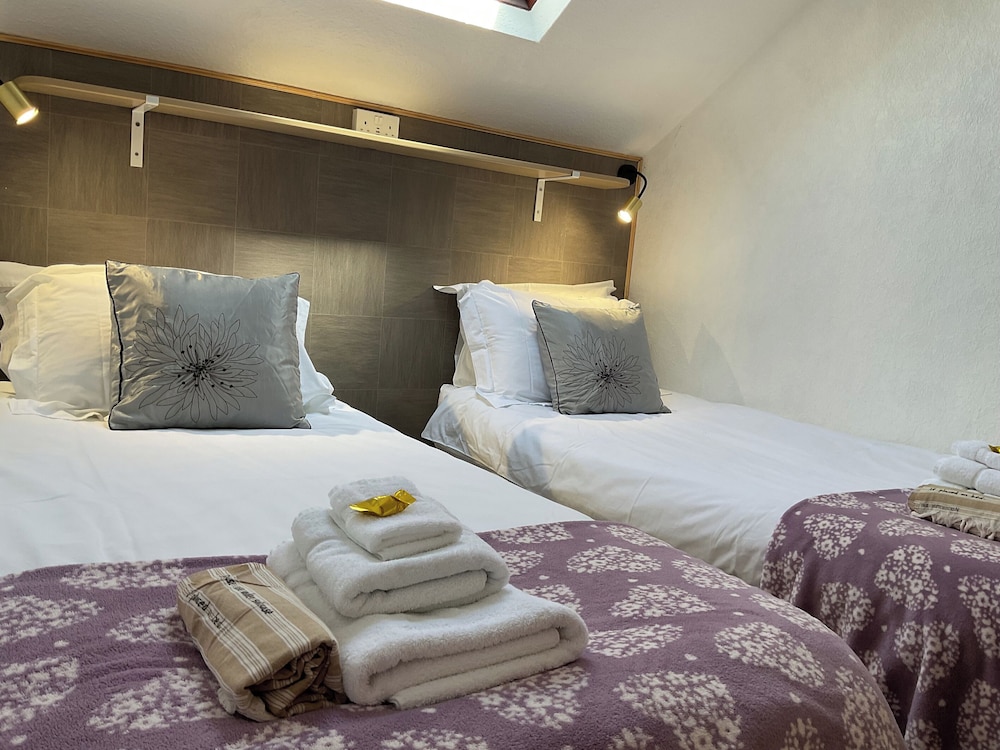 Apartment 4 - Twin beds