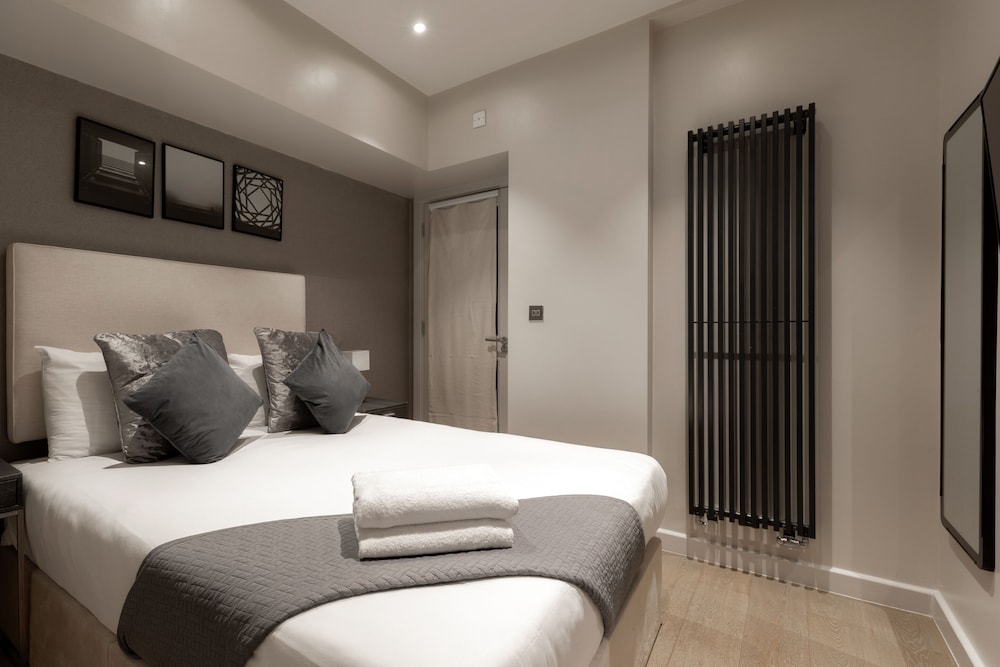 Elite Apartment, Private Bathroom, City View photo 3
