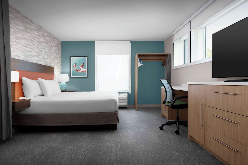 Studio, 1 King Bed, Non Smoking, Corner (City) photo 1