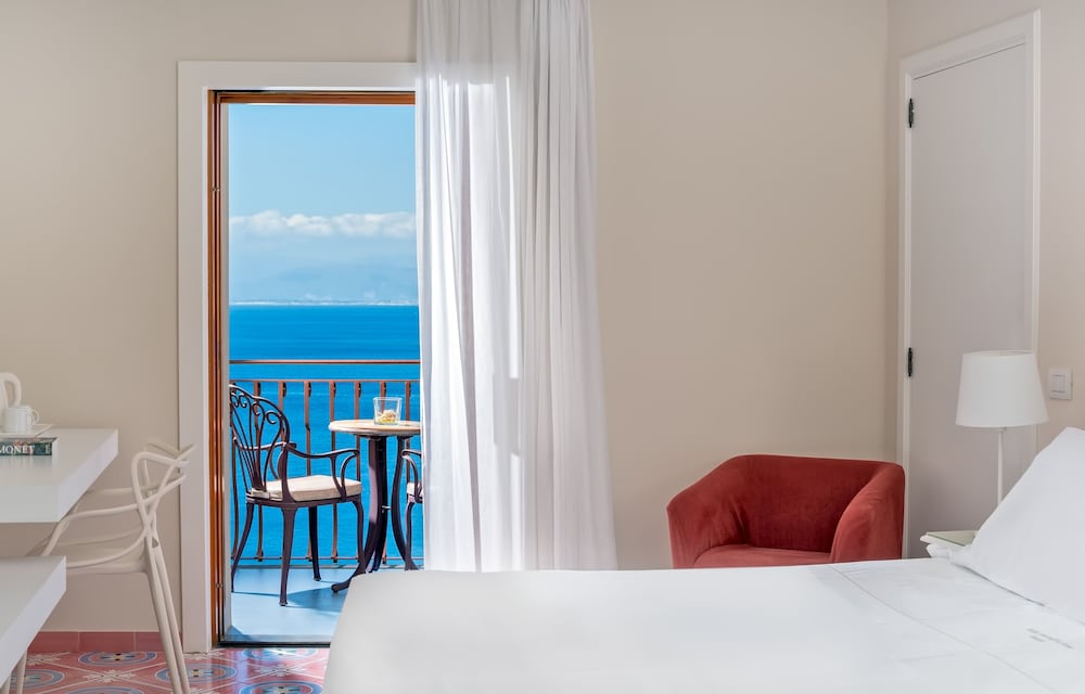 Comfort Double or Twin Room, Balcony, Sea View - Photo 8