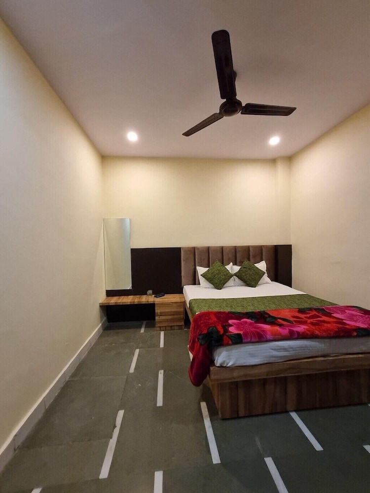 Comfort Quadruple Room