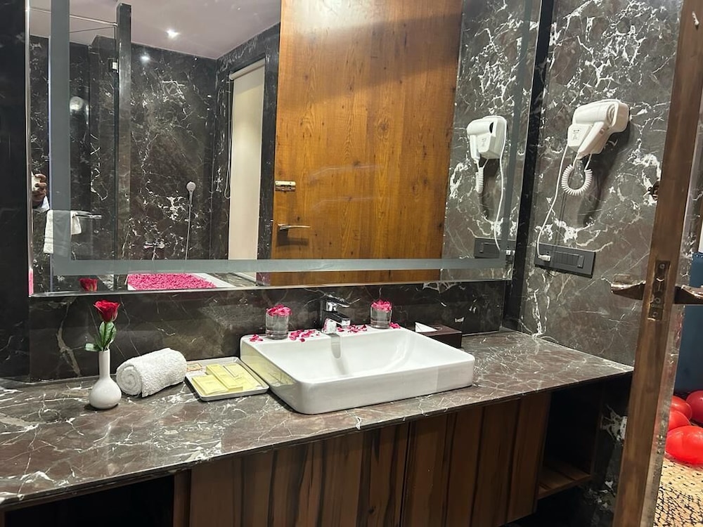 Presidential Suite photo 3
