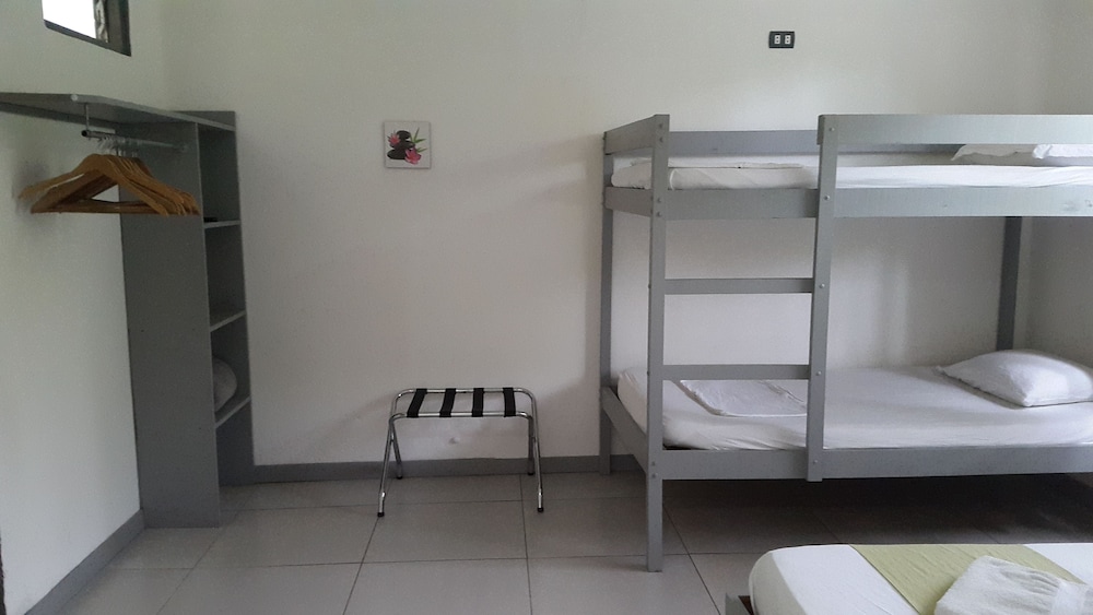 Family Quadruple Room, 1 Bedroom, Accessible photo 2