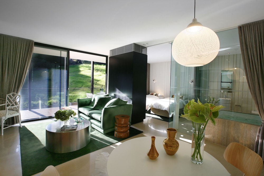 Hepburn Villa - Photo 4
