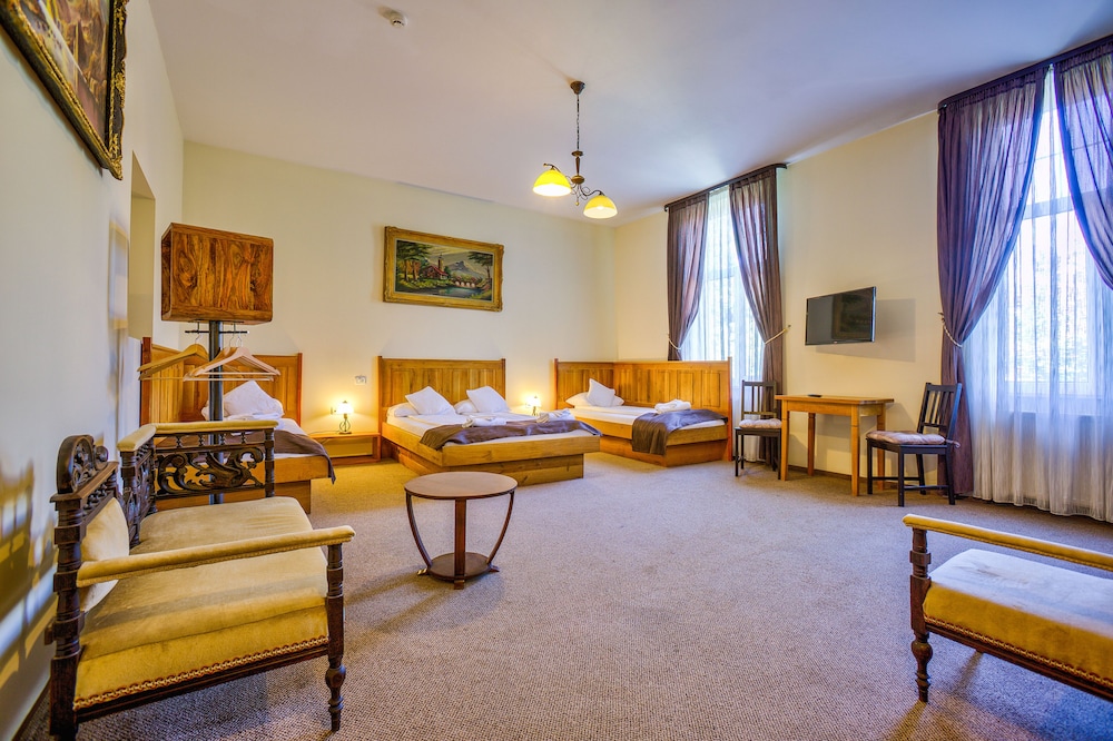 Standard Room - Photo 11