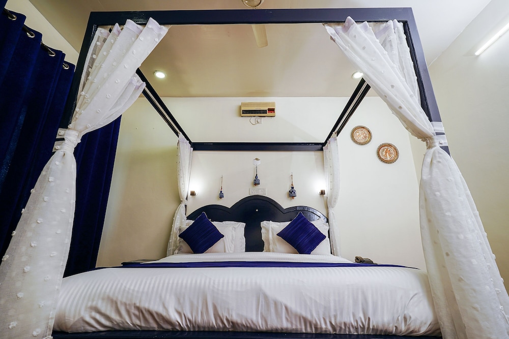 Super Deluxe Room - Photo 15