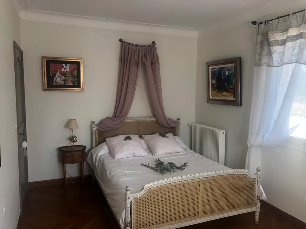 Double Room (Elsa)
