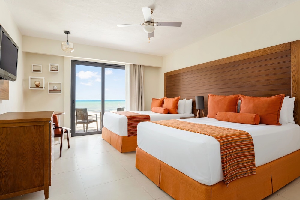 Deluxe Beach Front Double