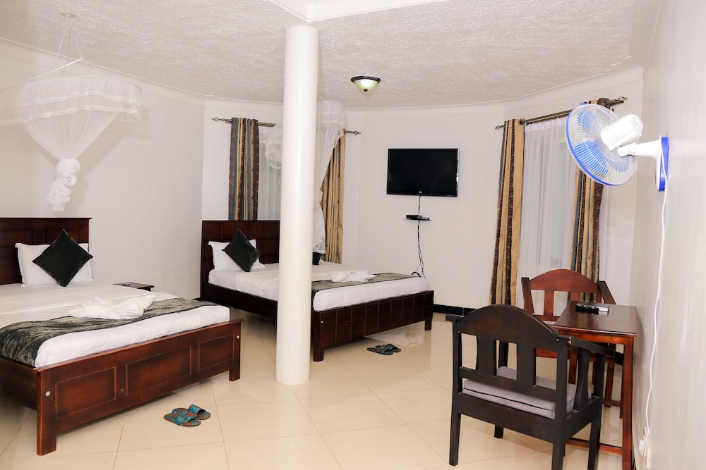 Family Duplex, 1 Bedroom, Accessible, Beach View photo 3