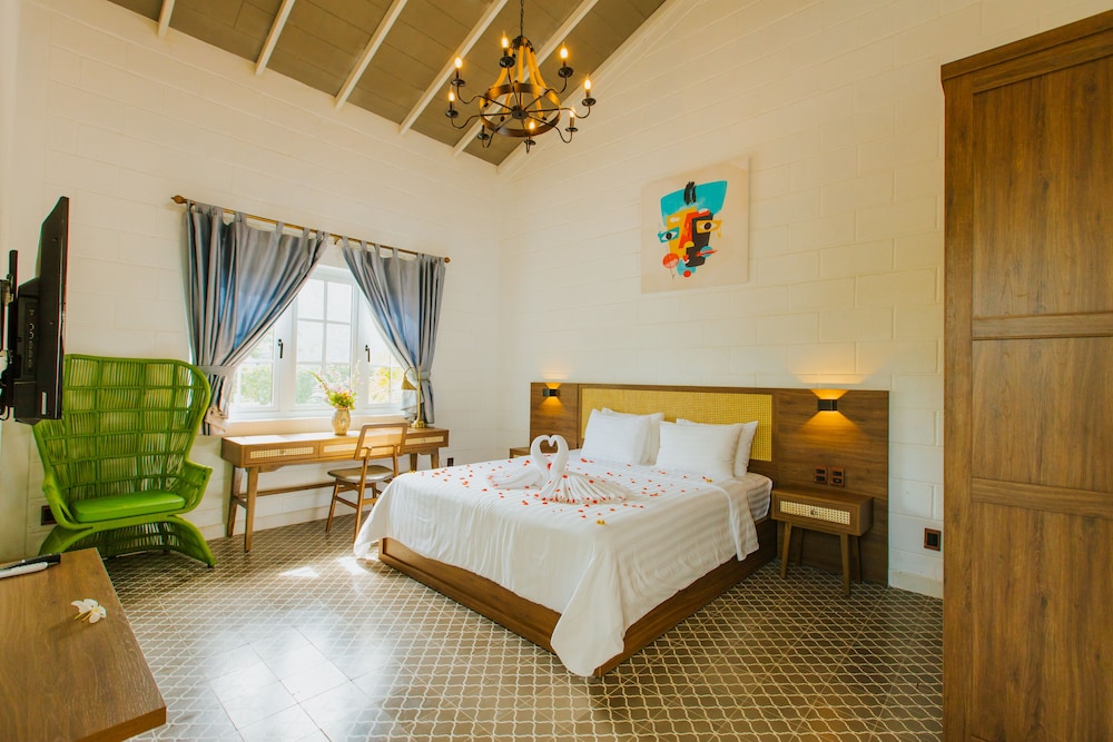 Family Villa with Garden Terrace and Extra Bed - Photo 1