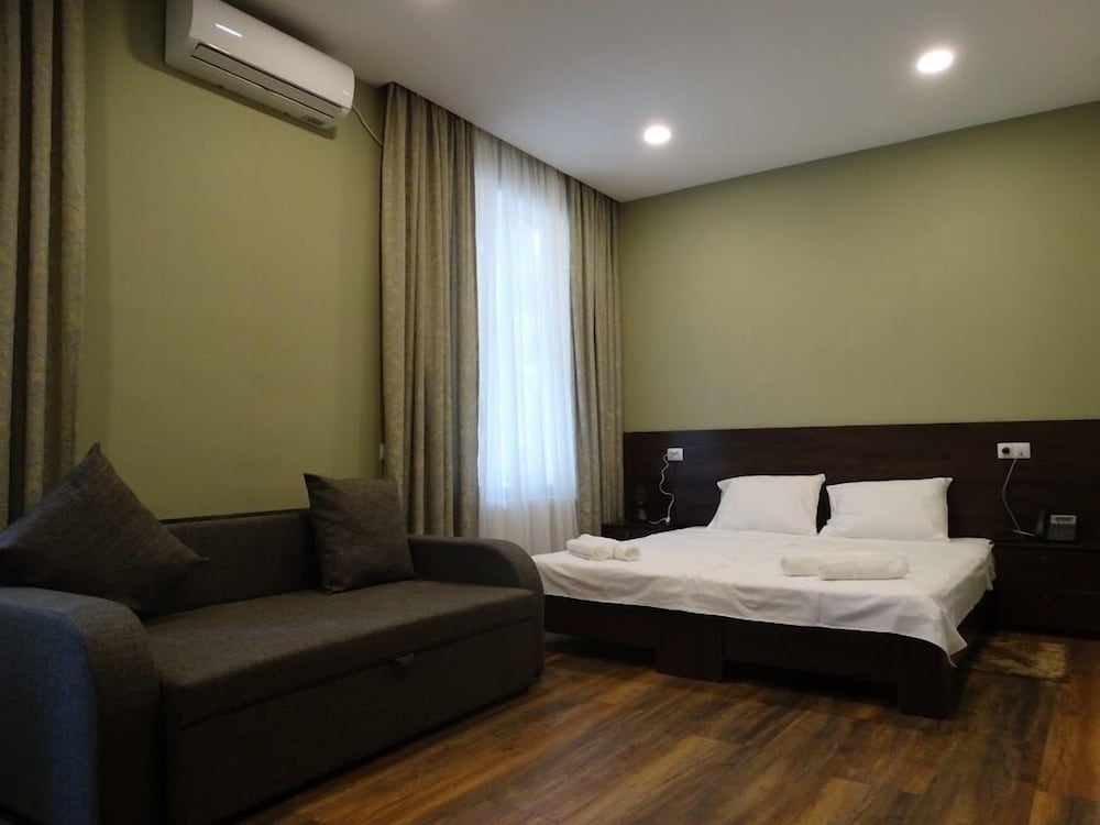 Standard Quadruple Room (202) photo 1
